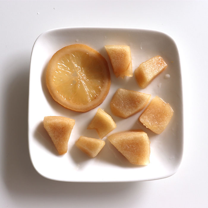 りんごの甘さとレモンの酸っぱさが調和した甘酸っぱいフルーティーなピクルスです。